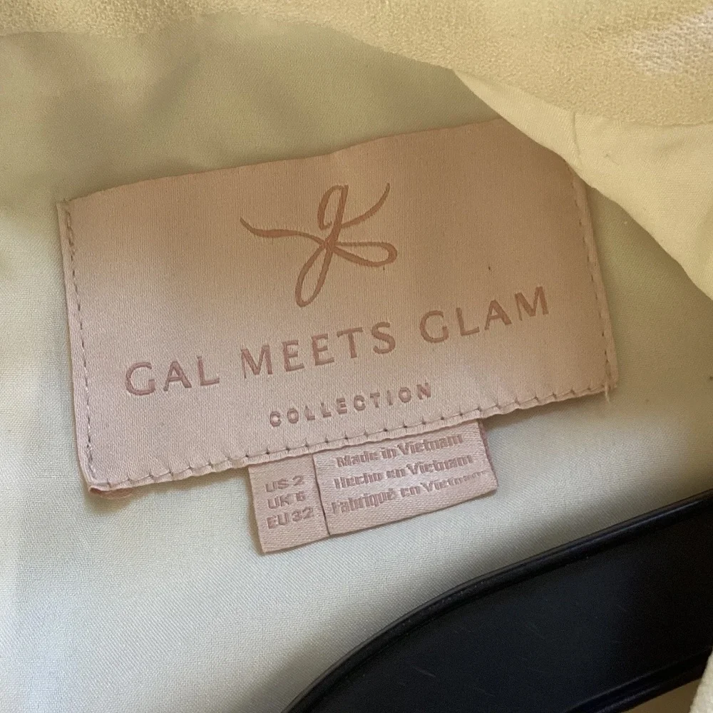 Gal Meets Glam Cream Tie-Neck‎ Dress – Size 2 - Picture 4 of 7